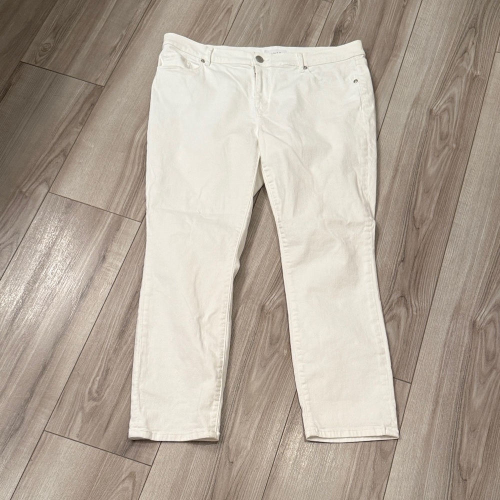 Like New Skinny Crop - Size 14